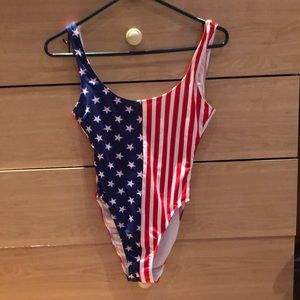 American Flag 🇺🇸 One-piece bathing suit